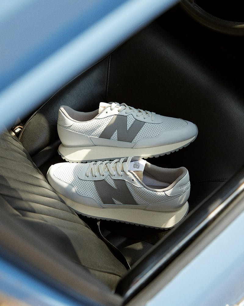 New Balance 237 Men, Outer Space | Graffitishop